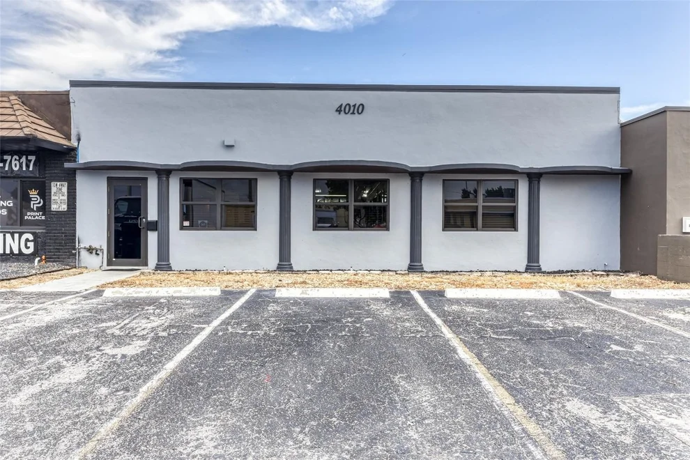 Unit for sale at 4010 NE 5th Terrace, Oakland Park, FL 33334