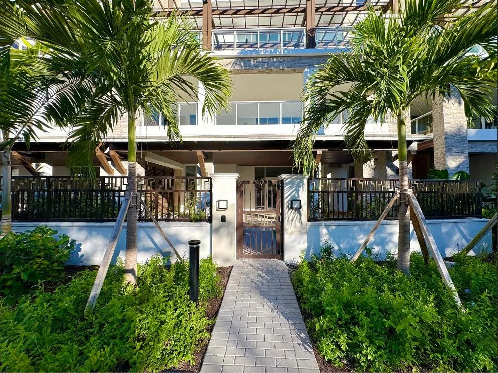 Unit for sale at 220 SE Mizner Boulevard, Boca Raton, FL 33432