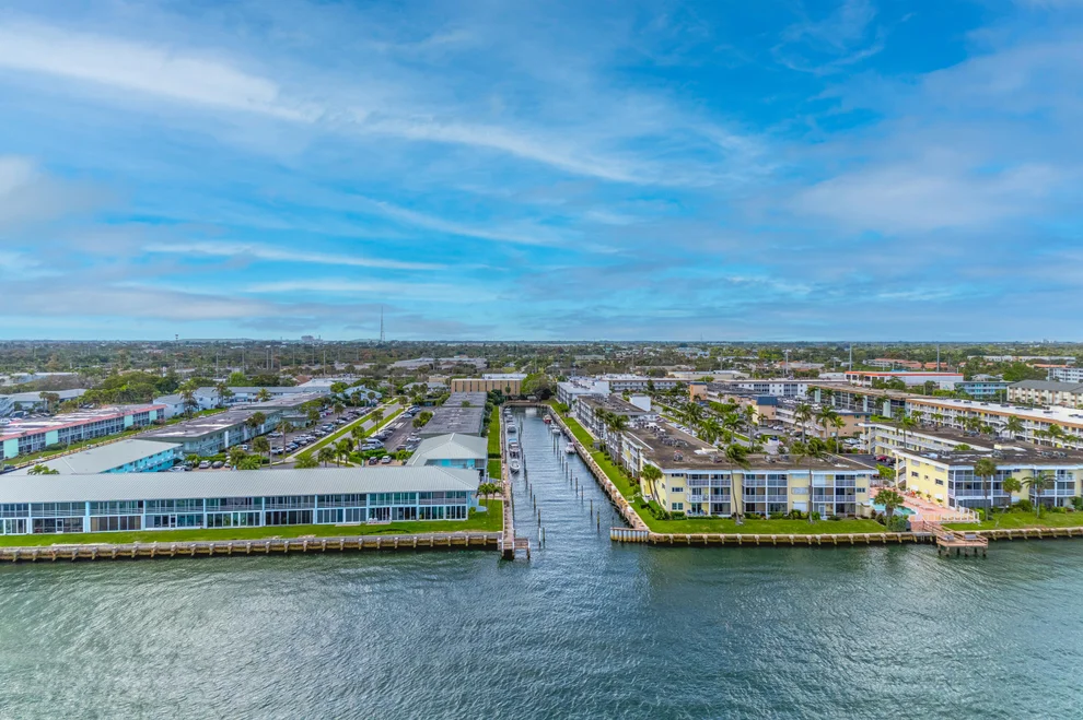 Unit for sale at 130 Doolen Court, North Palm Beach, FL 33408