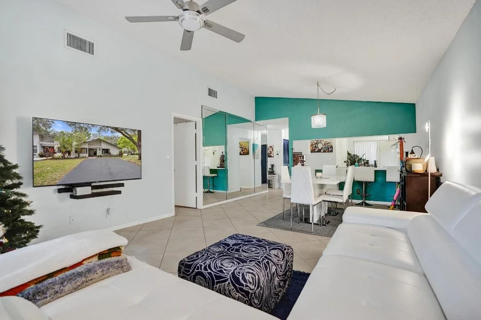 Unit for sale at 4154 Palm Forest Drive S, Delray Beach, FL 33445