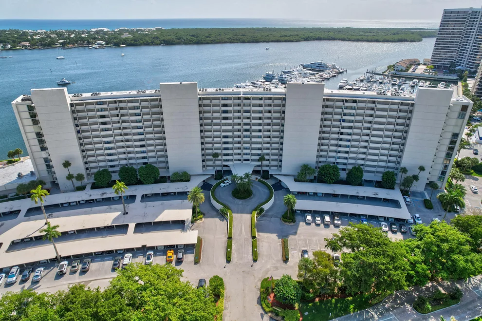Unit for sale at 126 Lakeshore Drive, North Palm Beach, FL 33408