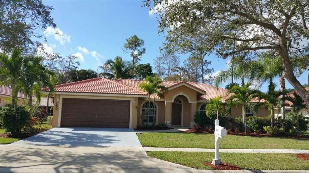 Unit for sale at 155 Kapok Crescent, Royal Palm Beach, FL 33411