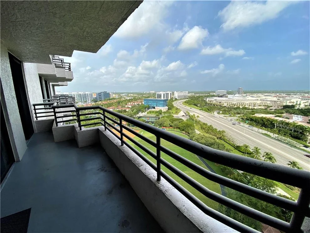 Unit for sale at 3300 NE 191 Street, Aventura, FL 33180