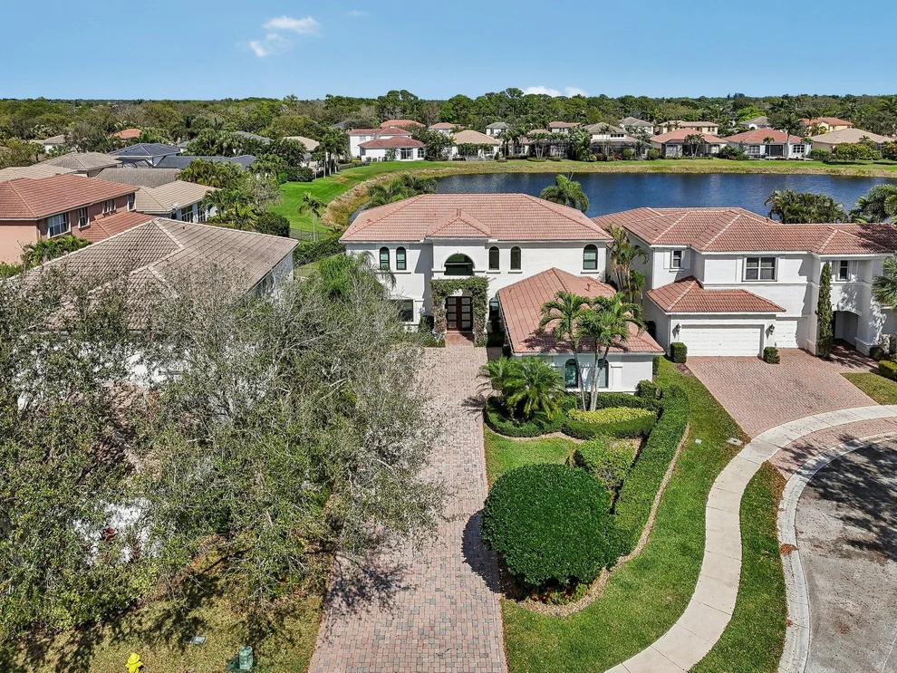 Unit for sale at 105 Alegria Way, Palm Beach Gardens, FL 33418
