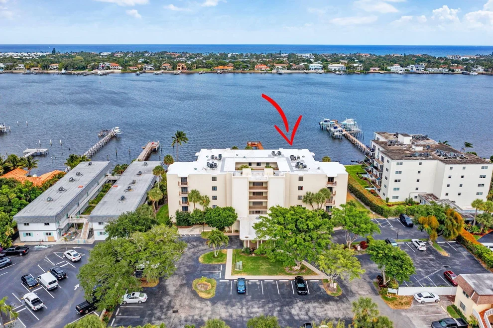 Unit for sale at 1202 S Lake Drive, Lantana, FL 33462