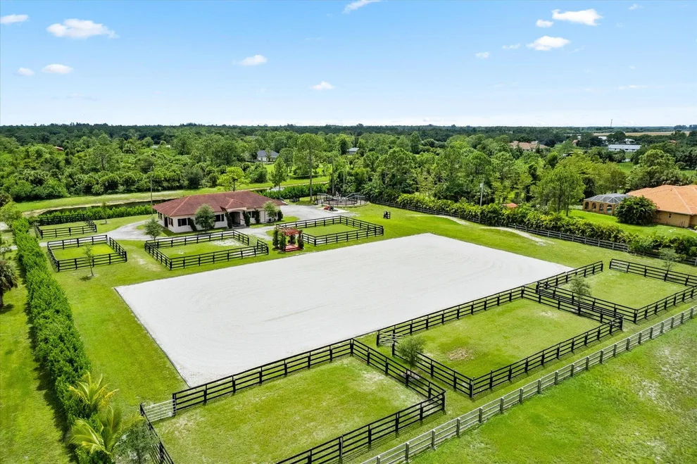 Unit for sale at 2440 Buck Ridge Trail, Loxahatchee, FL 33470