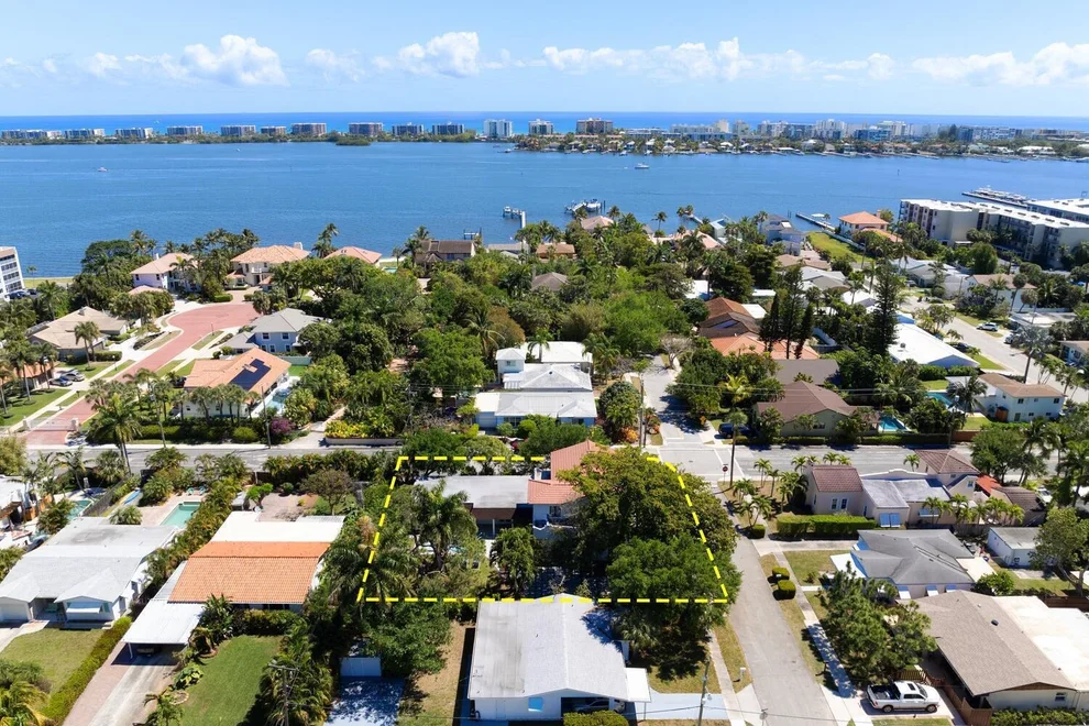 Unit for sale at 1629 S Lakeside Drive, Lake Worth Beach, FL 33460
