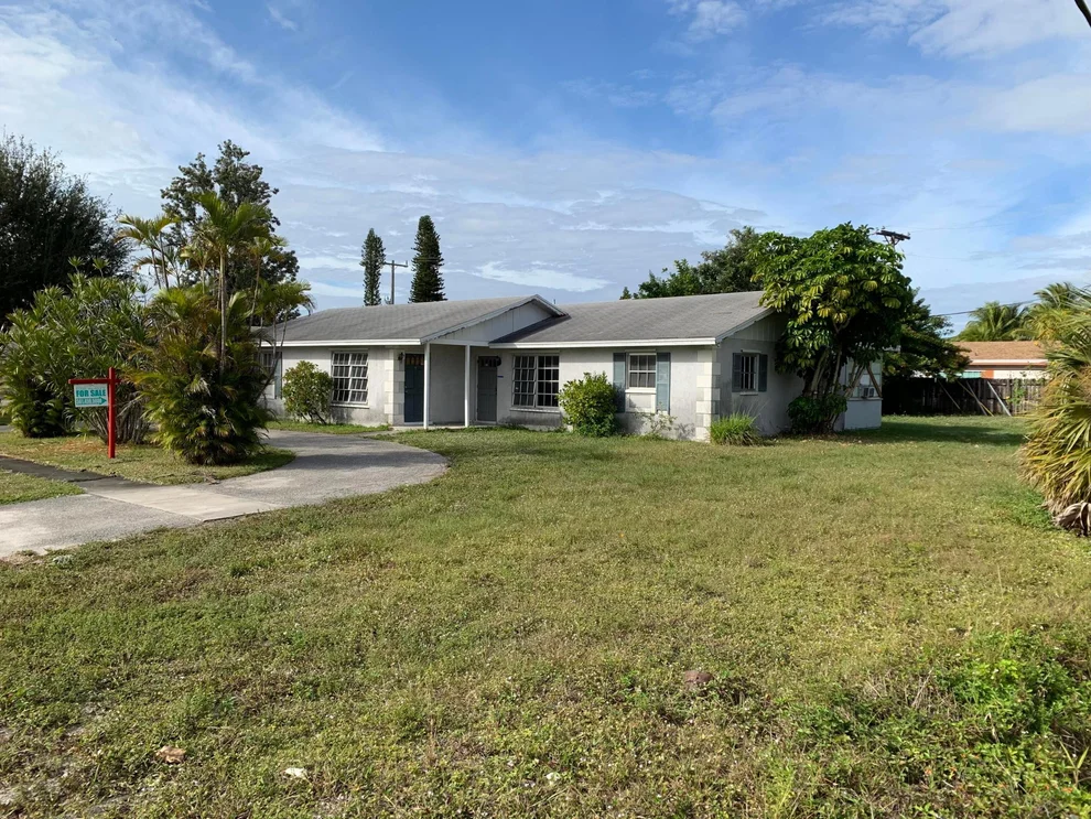 Unit for sale at 4015 Sussex Avenue, Lake Worth, FL 33461
