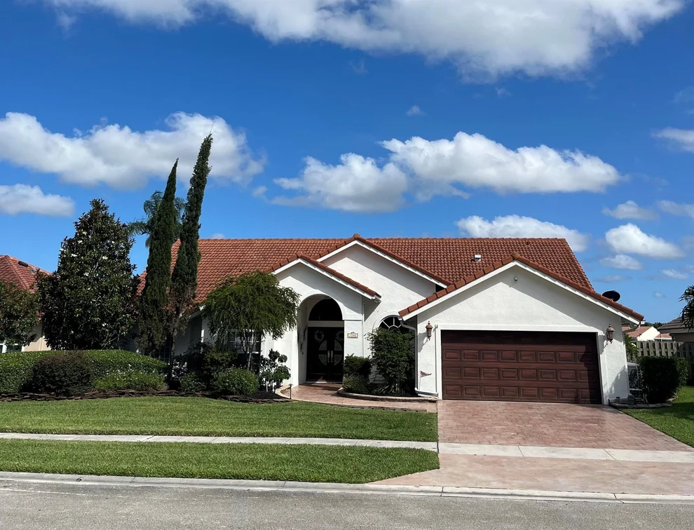 Unit for sale at 7200 Lockwood Road, Lake Worth, FL 33467