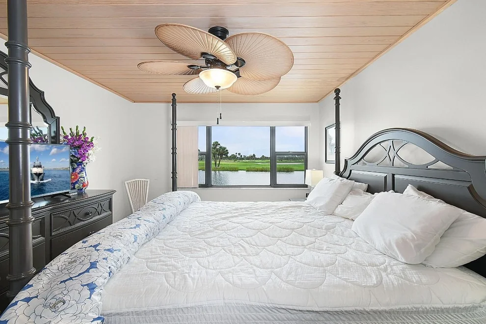Unit for sale at 40 NE Plantation Road, Stuart, FL 34996
