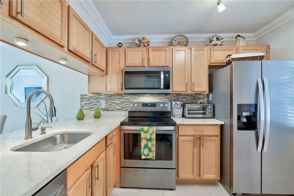 Unit for sale at 1105 Bahama Bend, Coconut Creek, FL 33066