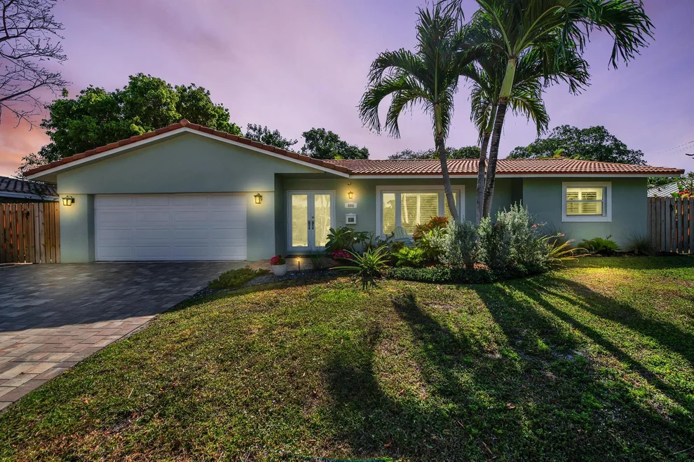 Unit for sale at 698 SW 15th Avenue, Boca Raton, FL 33486