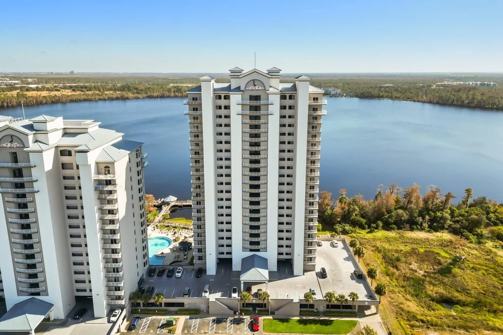 Unit for sale at 13427 Blue Heron Beach Drive, Orlando, FL 