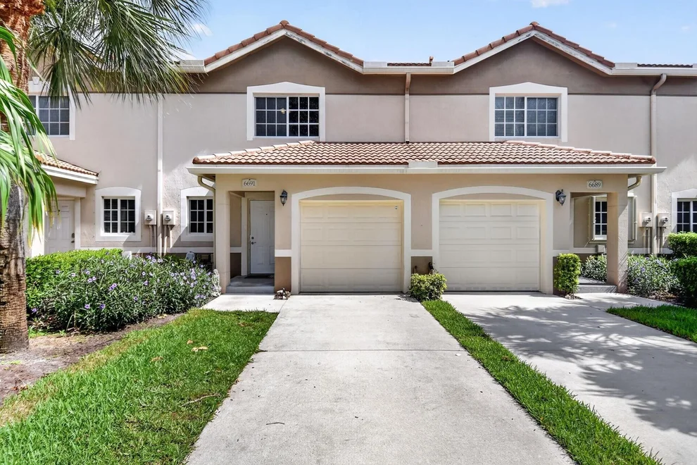 Unit for sale at 6691 Old Farm Trail, Boynton Beach, FL 33437