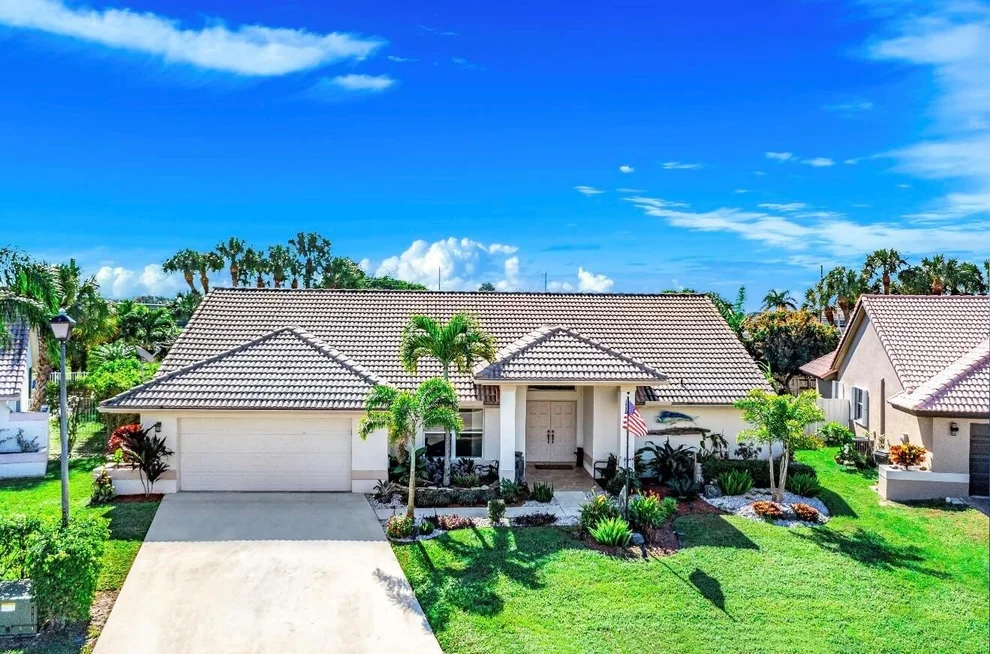 Unit for sale at 6766 Blue Bay Circle, Lake Worth, FL 33467