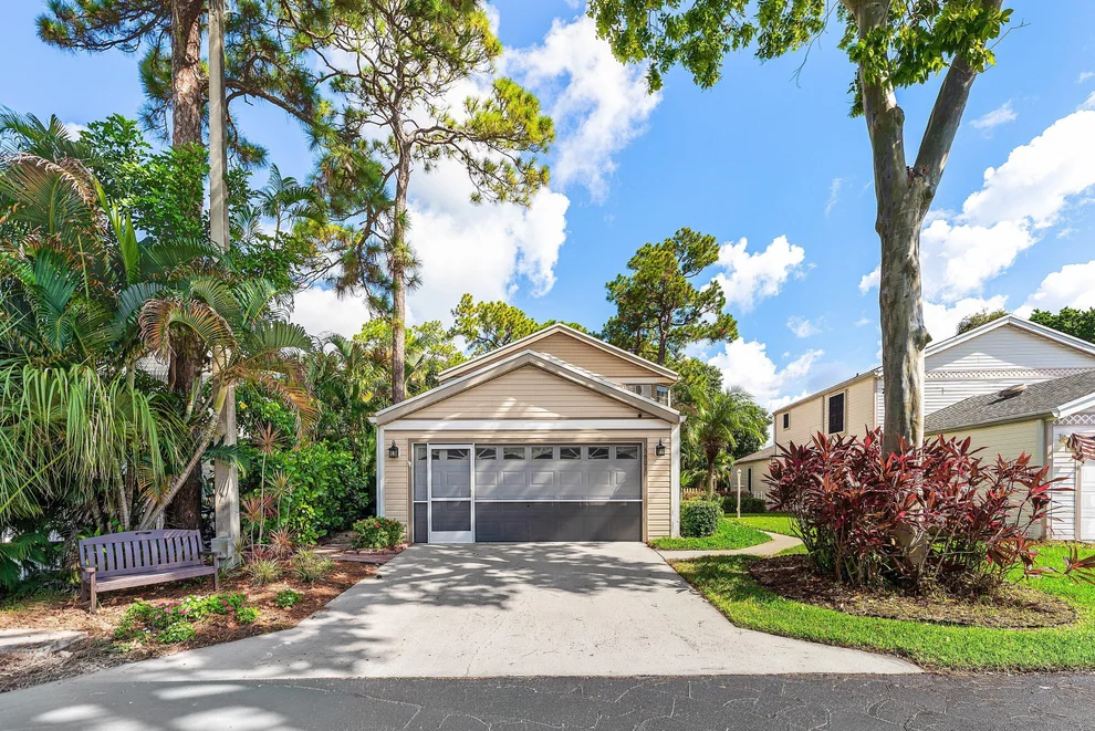 Unit for sale at 5601 Berry Blossom Way W, West Palm Beach, FL 33415