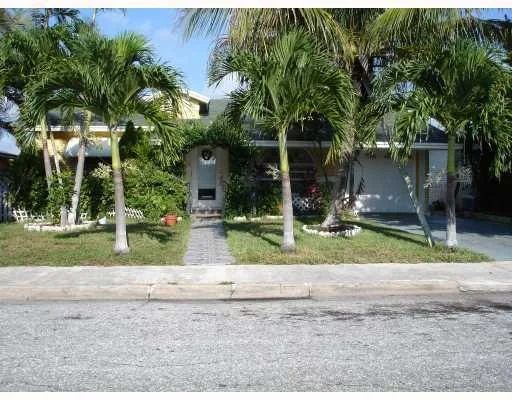 Unit for sale at 1221 N M Street, Lake Worth Beach, FL 33460