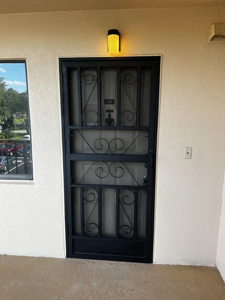 Unit for sale at 7076 Huntington Lane, Delray Beach, FL 33446