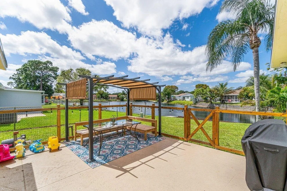 Unit for sale at 4211 Centurian Circle, Greenacres, FL 33463