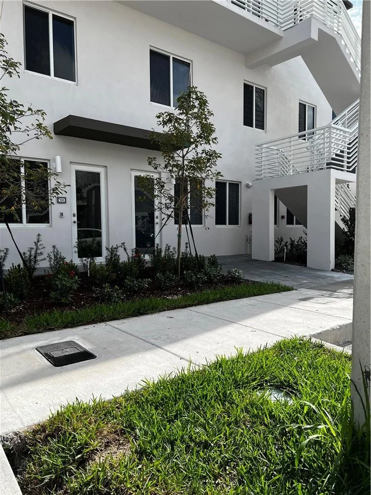 Unit for sale at 6453 NW 102 Path, Doral, FL 33178