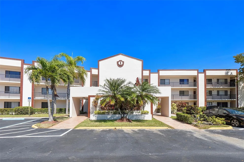 Unit for sale at 9635 N Belfort Circle, Tamarac, FL 33321