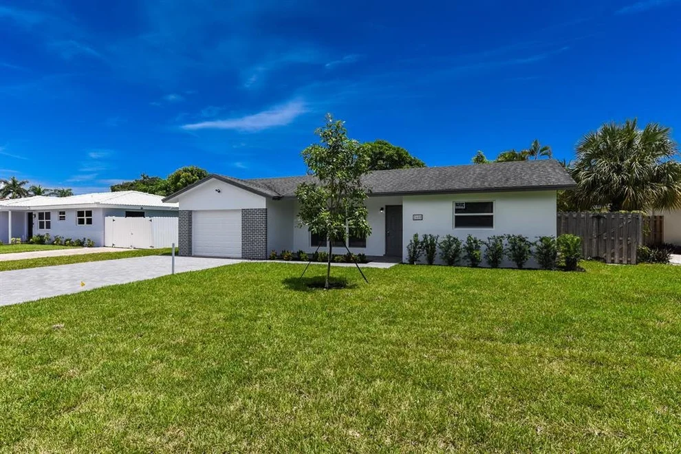 Unit for sale at 2600 NE 26th Terrace, Boca Raton, FL 33431