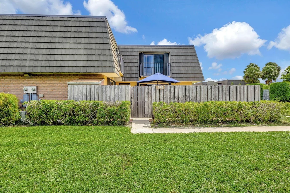 Unit for sale at 3818 38th Way, West Palm Beach, FL 33407