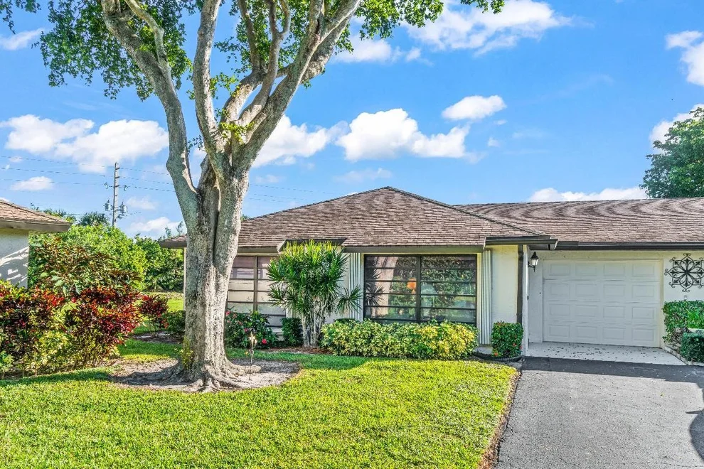 Unit for sale at 4868 Hawkwood Road, Boynton Beach, FL 33436