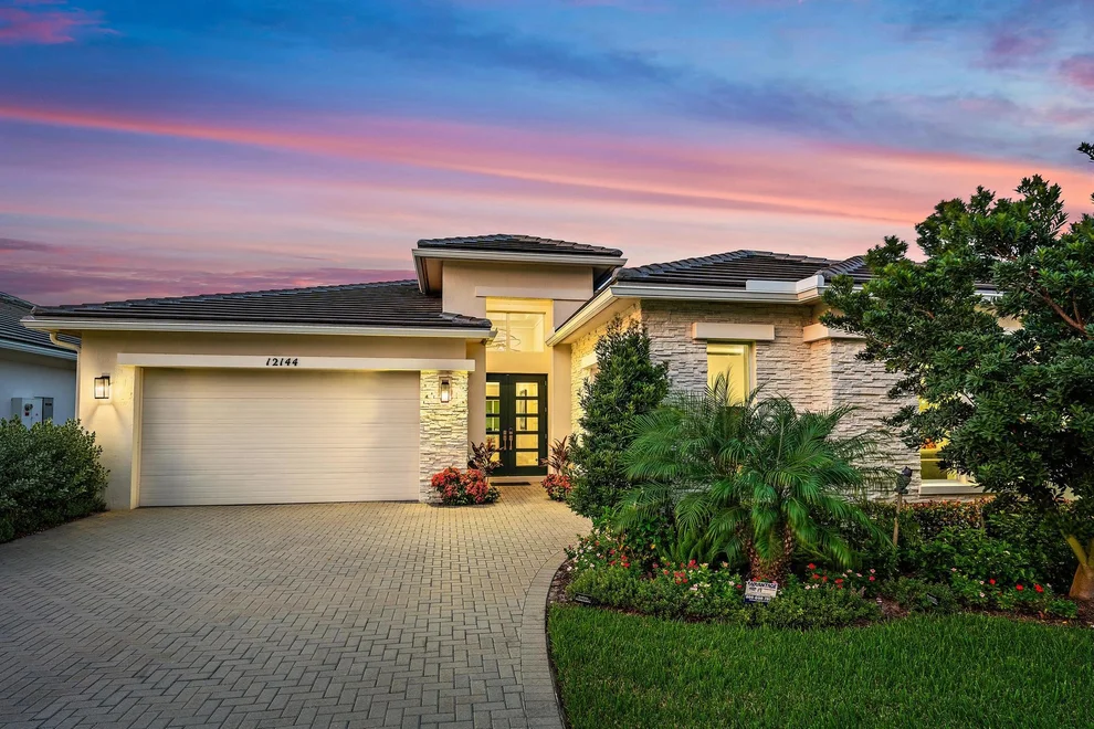 Unit for sale at 12144 Waterstone Circle, Palm Beach Gardens, FL 33412