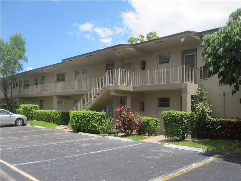 Unit for sale at 481 NW 76th Avenue, Margate, FL 33063