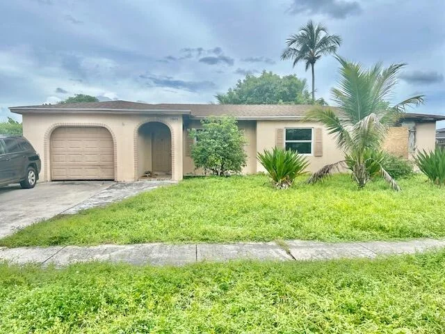 Unit for sale at 10685 EMBER Street, Boca Raton, FL 33428