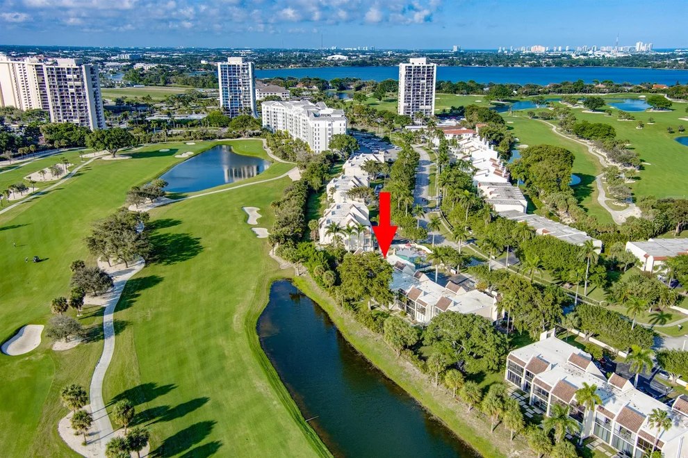 Unit for sale at 1731 Presidential Way, West Palm Beach, FL 33401