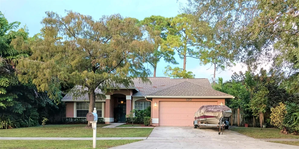 Unit for sale at 120 Spanish Pine Terrace, Royal Palm Beach, FL 33411