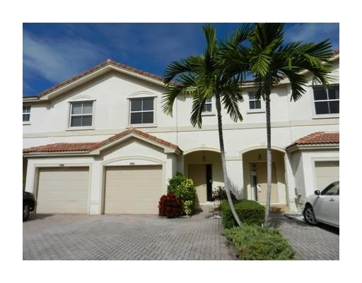 Unit for sale at 2569 Riverside Drive, Coral Springs, FL 33065