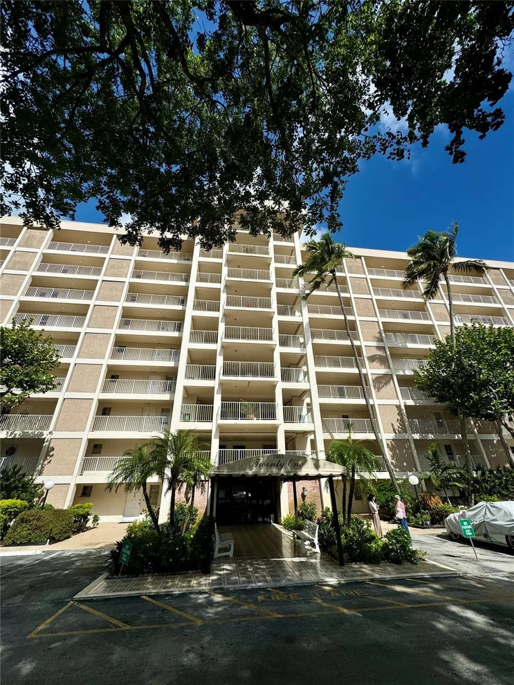 Unit for sale at 2661 S Course Drive, Pompano Beach, FL 33069