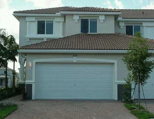 Unit for sale at 2168 Oakmont Drive, Riviera Beach, FL 33404