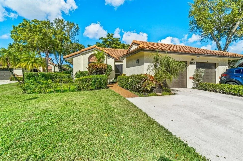 Unit for sale at 5909 Sunswept Lane, Boynton Beach, FL 33437