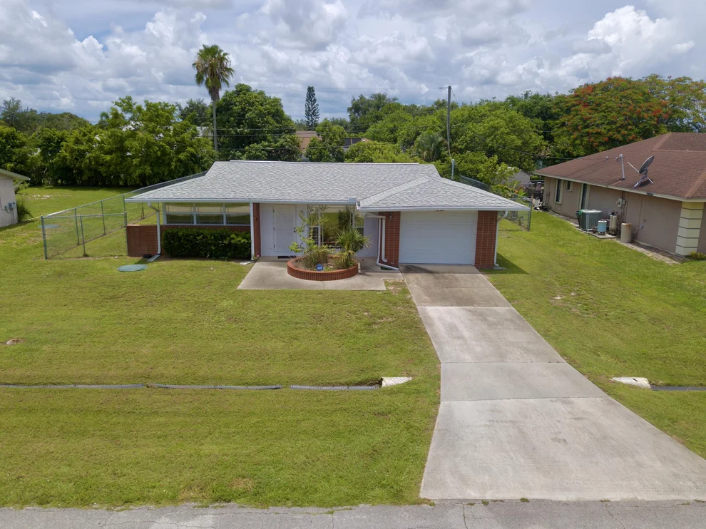 Unit for sale at 712 SW Hibiscus Street, Port St Lucie, FL 34983