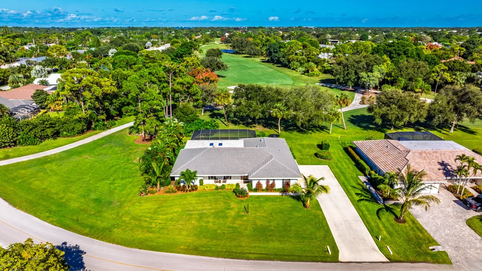 Unit for sale at 3771 SE Fairway W, Stuart, FL 34997
