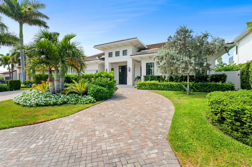 Unit for sale at 925 Allamanda Drive, Delray Beach, FL 33483