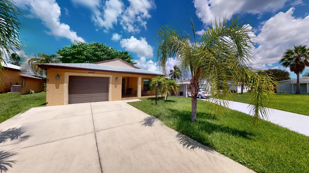 Unit for sale at 6572 Zapote Court, Fort Pierce, FL 34951