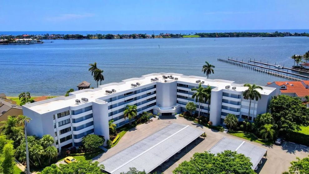 Unit for sale at 8200 Lakeshore Drive, Hypoluxo, FL 33462