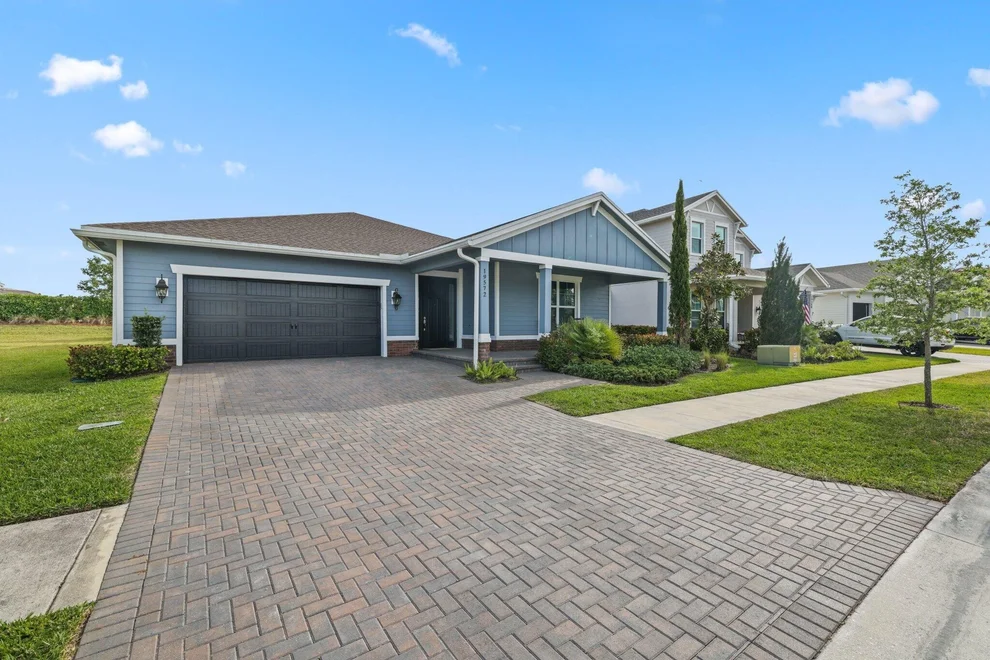 Unit for sale at 19572 Wheelbarrow Bend, Loxahatchee, FL 33470