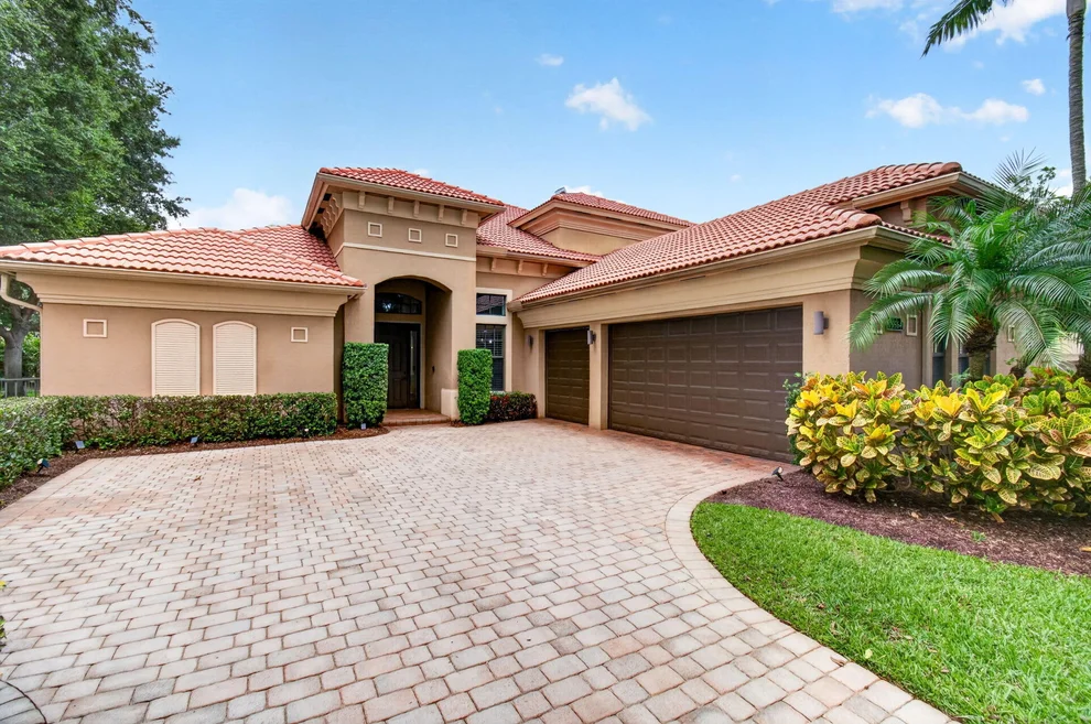 Unit for sale at 15564 Glencrest Avenue, Delray Beach, FL 33446