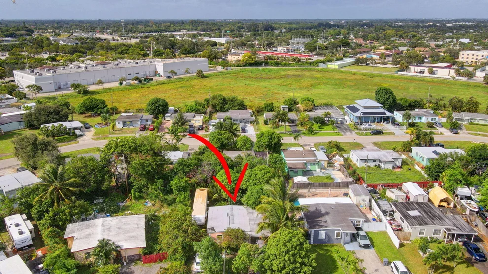 Unit for sale at 4029 Plum Tree Drive, Lantana, FL 33462
