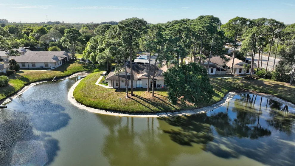 Unit for sale at 2833 Stoneway Lane, Fort Pierce, FL 34982