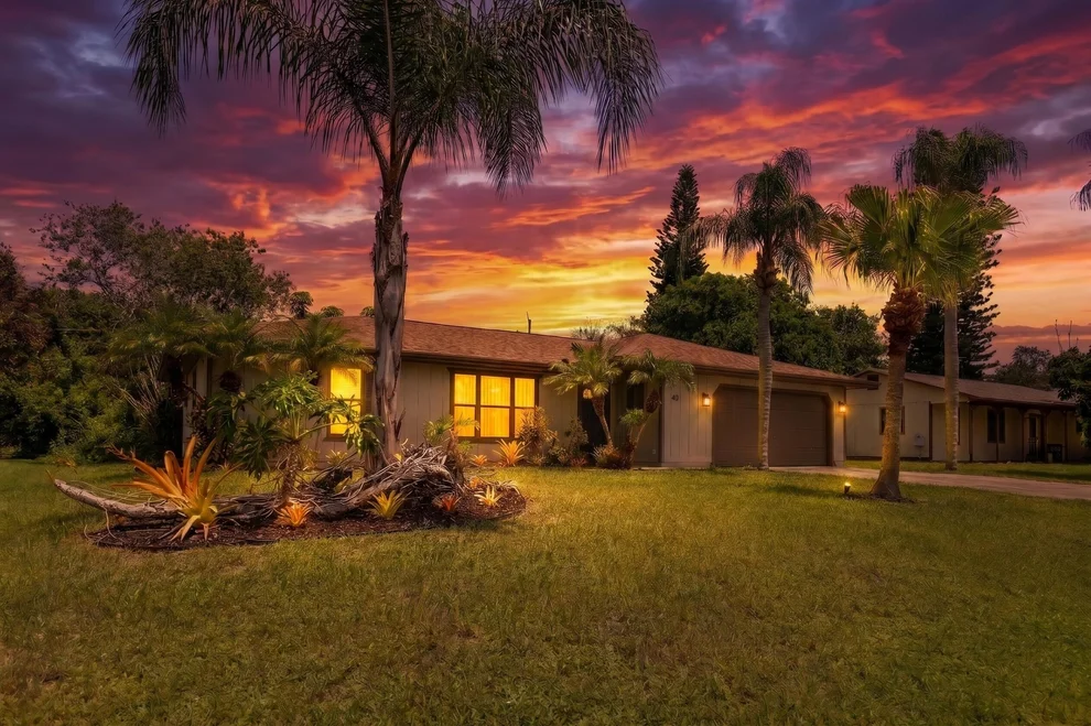Unit for sale at 471 SE Lancaster Avenue, Port St Lucie, FL 34984