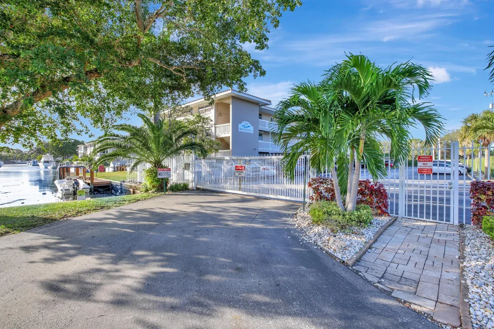 Unit for sale at 900 SW 12th Street, Fort Lauderdale, FL 33315