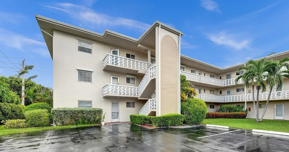 Unit for sale at 2721 N Garden Drive, Lake Worth, FL 33461