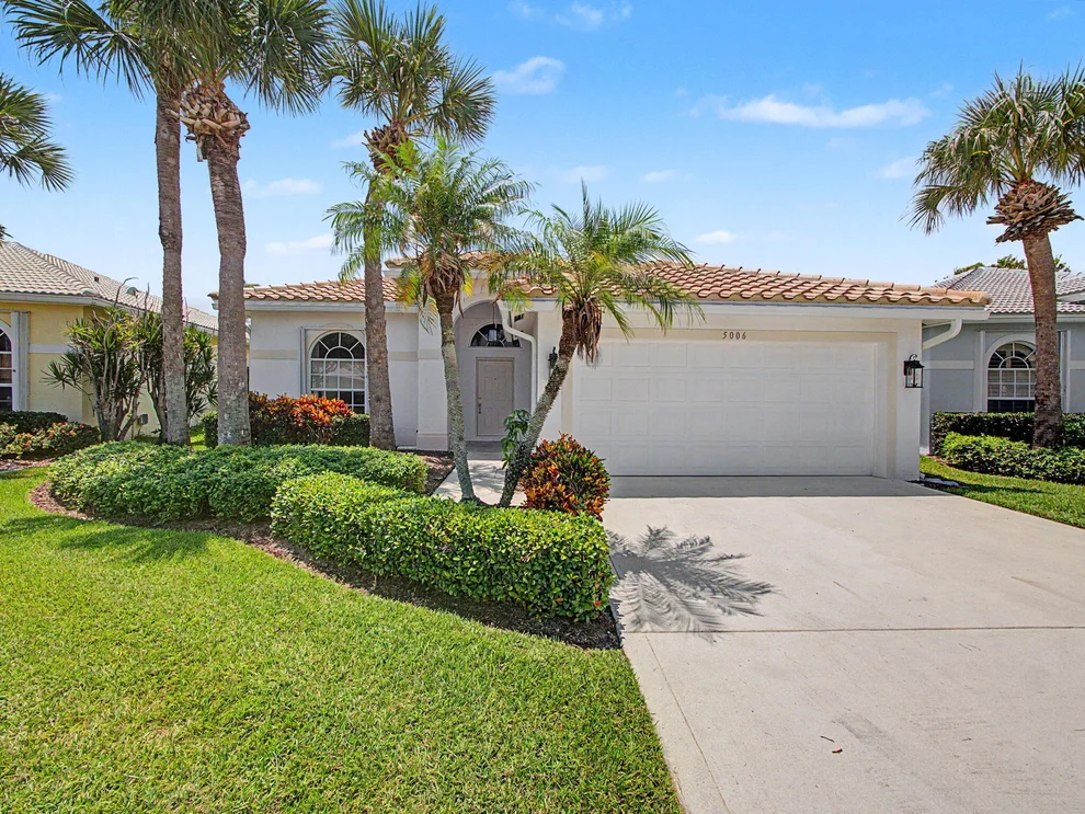 Unit for sale at 5006 SE DEVENWOOD Way, Stuart, FL 34997